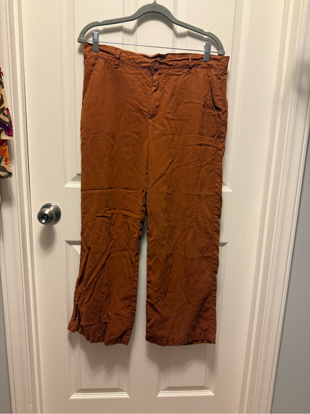 NWOT Kut from the Kloth Cropped Wide-Leg Pants in Rust Brown